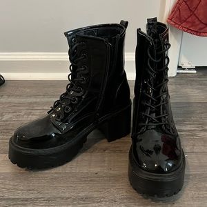 Black nylon platform shoes